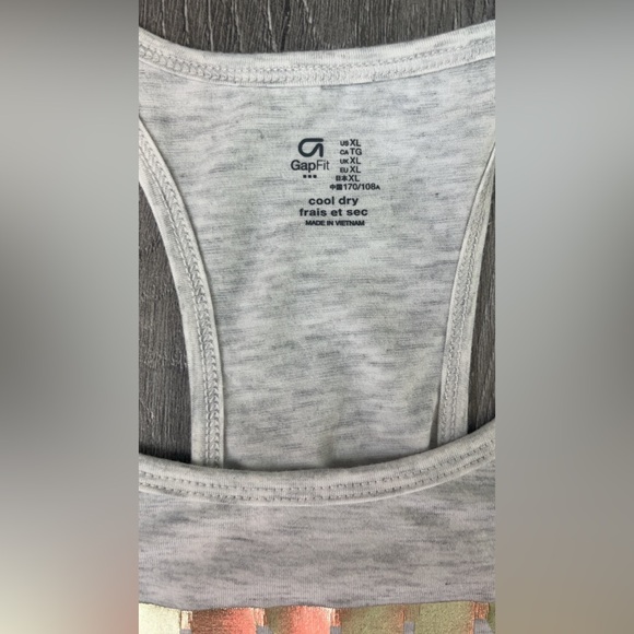 Gap Gapfit Women’s Workout Racerback Tank Top Running For Carbs Size XL Gold - Picture 2 of 4